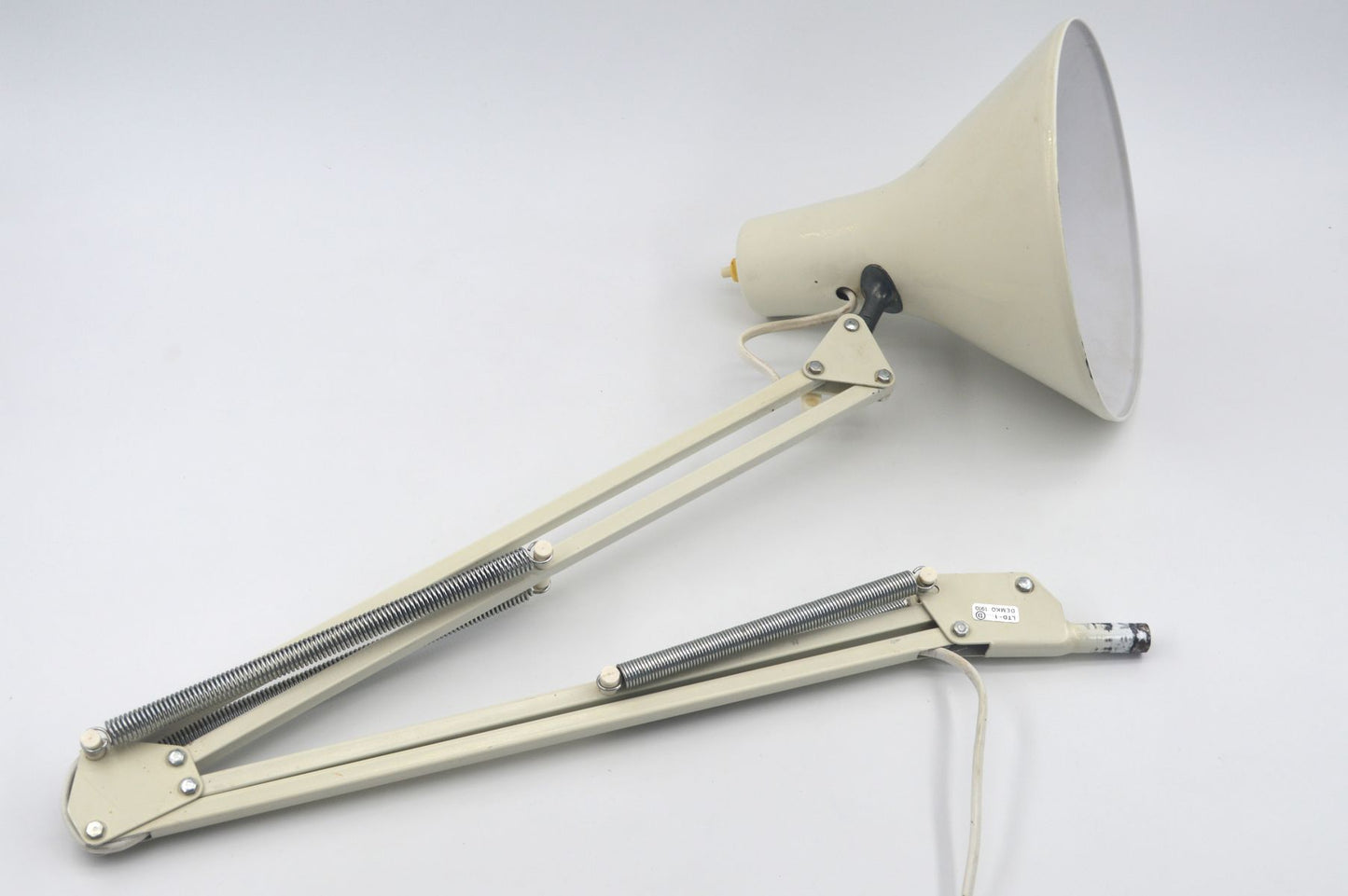 Mid-Century Demko Denmark 1910 LTD-1 1970s Danish Design Architektenlampe