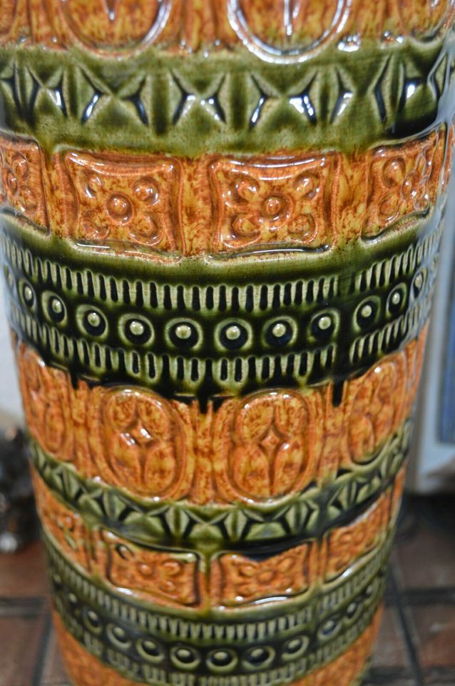 Scheurich ceramic vase number 289-41 1970s fat-lava pop art design