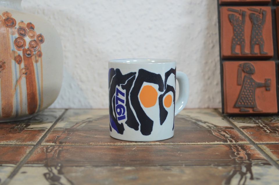 Royal Copenhagen fajance vintage mug 1977 Inge Lise Koefoed